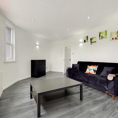 Lovely 4 Bed Apartment Perfect For Families! Londres Exterior foto