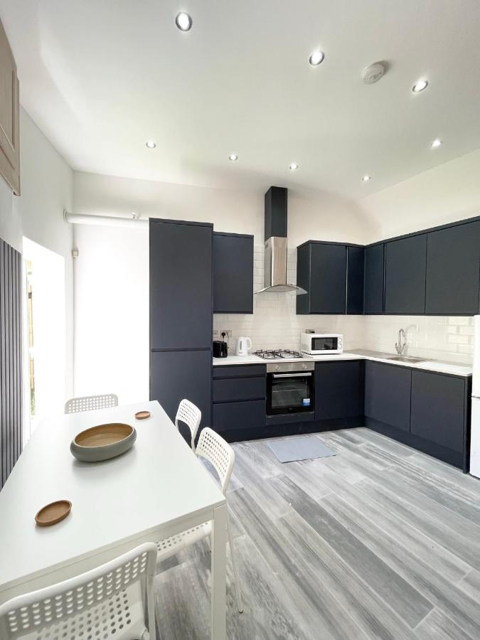 Lovely 4 Bed Apartment Perfect For Families! Londres Exterior foto